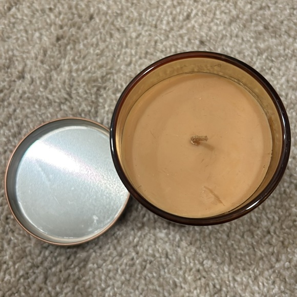 DW Home Honey Pumpkin Candle Hand Poured - Picture 6 of 7